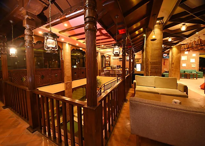 Hotel Woodapple And 3*