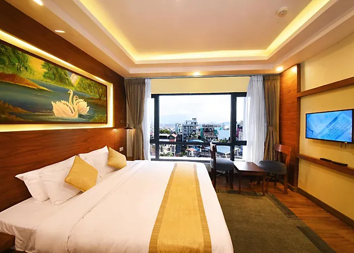 Woodapple And Hotel 3*